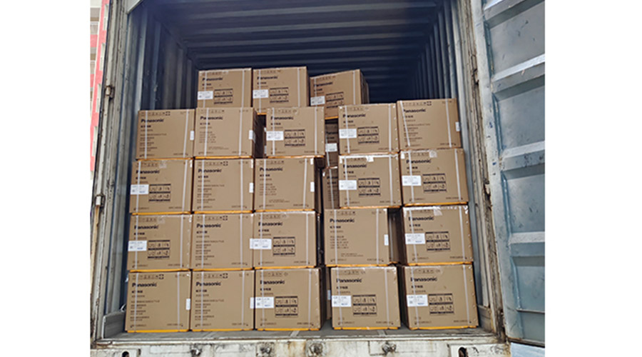 滿滿的貨物！國(guó)內(nèi)知名品牌客戶全自動(dòng)滾筒洗衣機(jī)裝柜發(fā)貨