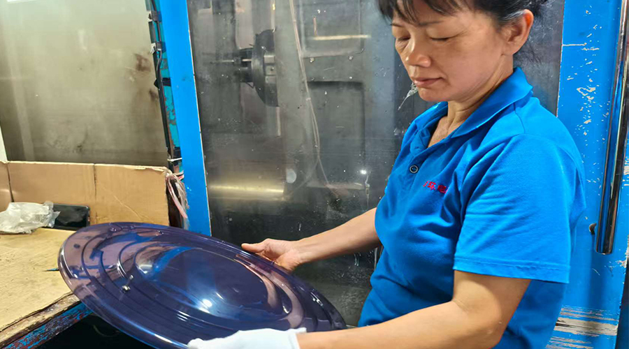 設計與實用：烘干機門板材質(zhì)的選擇之道