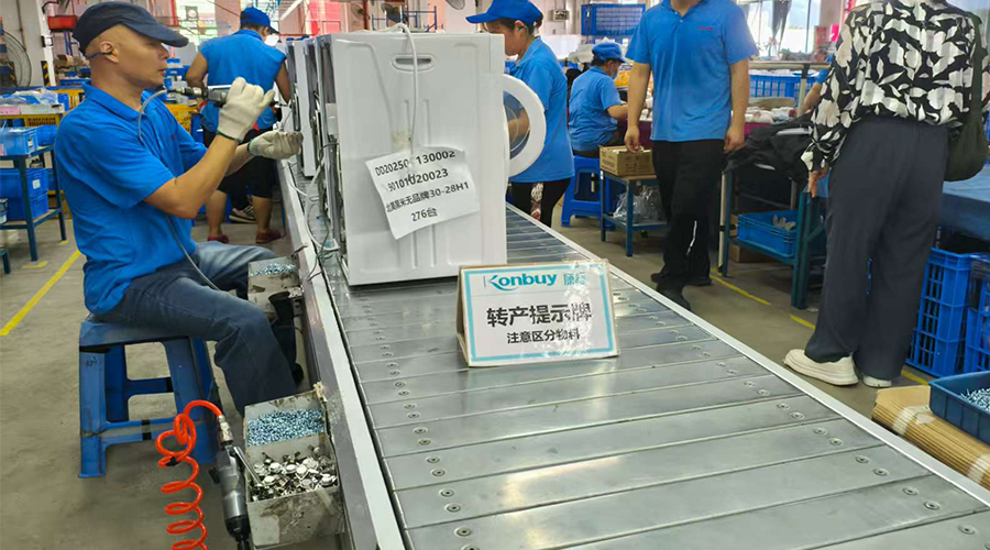 首檢把關(guān)，生產(chǎn)過(guò)程的質(zhì)量環(huán)節(jié)